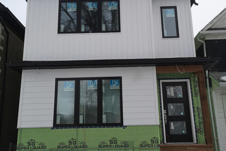 Vinyl Board and Batten, Horizontal Hardie